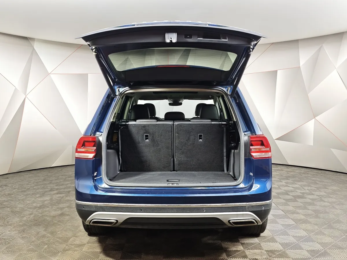 Volkswagen Teramont 3.6 V6 AT 4Motion (280 л.с.) Exclusive Синий в АВИЛОН. Слайд №12