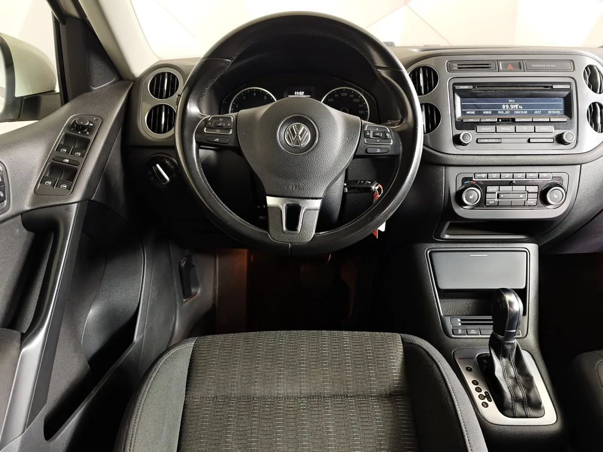 Volkswagen Tiguan 2.0 TSI 4Motion AT (180 л.с.) Sport & Style Белый в АВИЛОН. Слайд №20