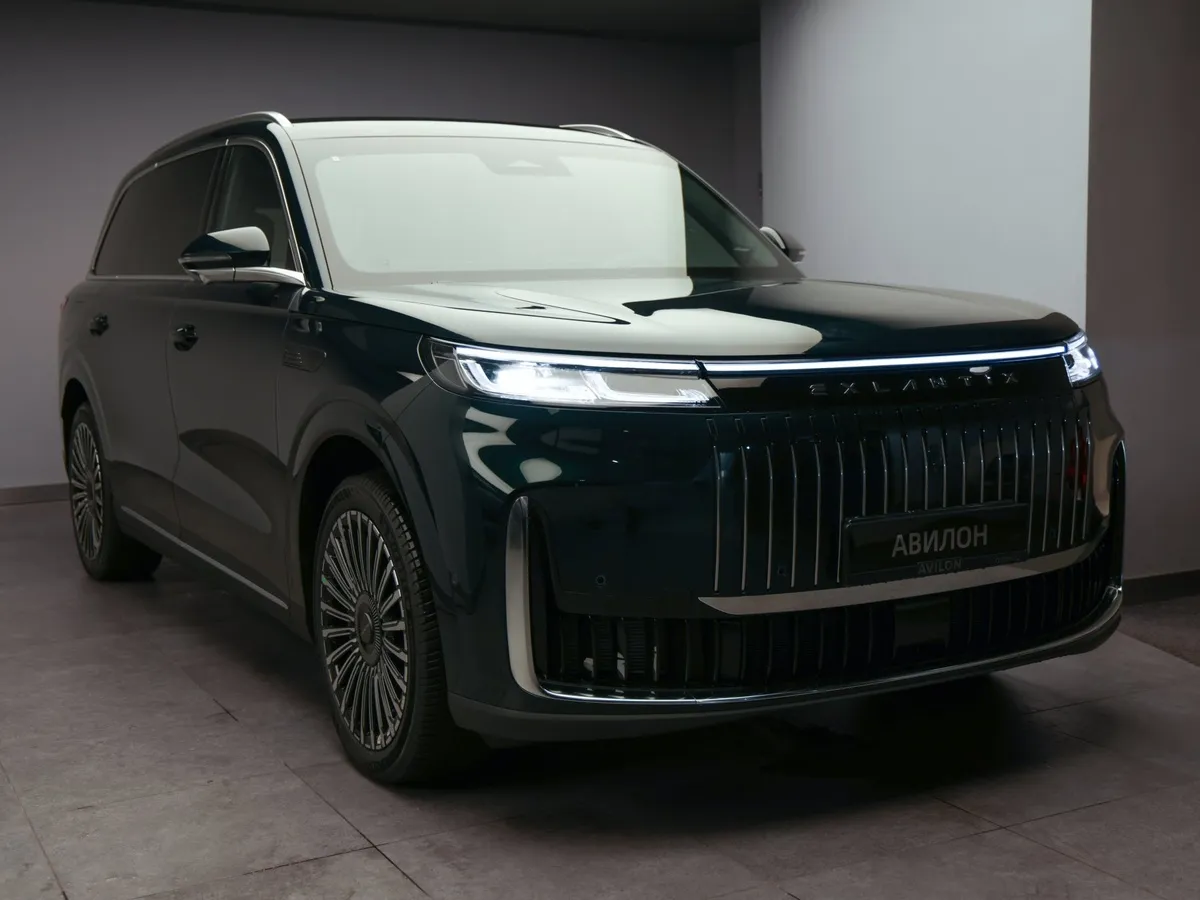 ESTEO Exlantix ET8 1.5h REEV AT 4WD (469 л.с.) Зеленый в АВИЛОН. Слайд №2