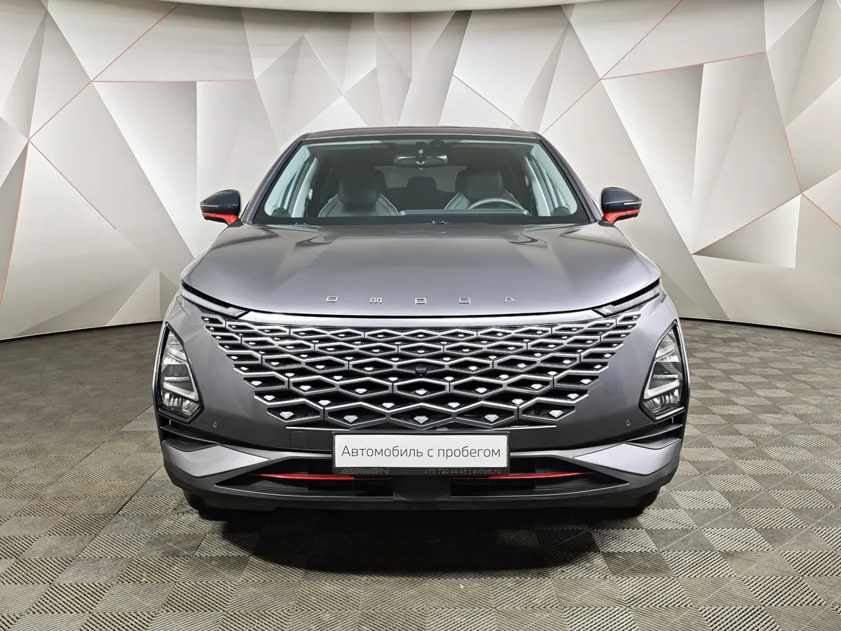 Omoda C5 1.5T CVT (147 л.с.) Lifestyle (красные элементы экстерьера) Серый в АВИЛОН. Слайд №7