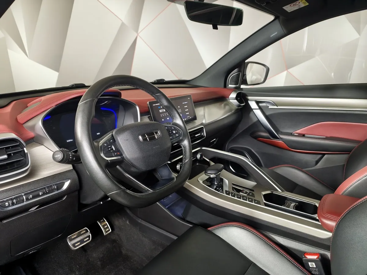 Geely Coolray 1.5T 7DCT 2WD (150 л.с.) Flagship Sport Серый в АВИЛОН. Слайд №18