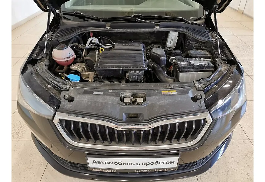 Skoda Rapid 1.6 AT (110 л.с.) Черный в АВИЛОН. Слайд №11