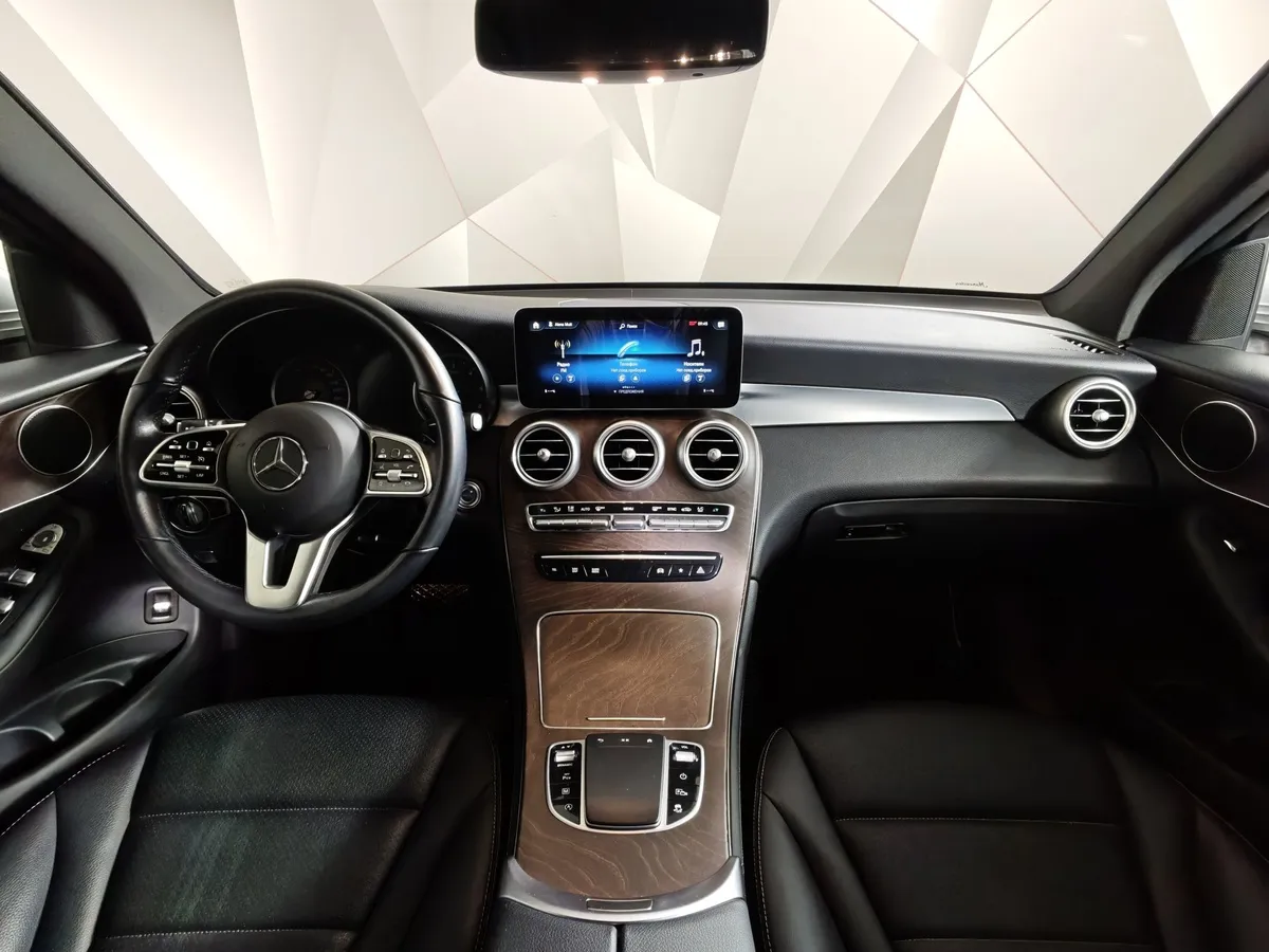 Mercedes-Benz GLC 220 d 9G-TRONIC 4MATIC (194 л.с.) Premium (Локальная сборка) Серебристый в АВИЛОН. Слайд №14