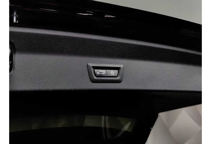 BMW X3 xDrive30d AT (249 л.с.) M Sport Черный в АВИЛОН. Слайд №16