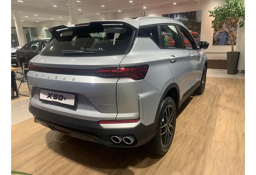 Belgee X50+ 1.5T DCT FWD (147 л.с.) Престиж Серебристый в АВИЛОН. Слайд №5