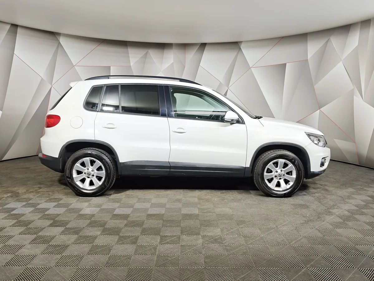 Volkswagen Tiguan 2.0 TSI 4Motion AT (180 л.с.) Sport & Style Белый в АВИЛОН. Слайд №6