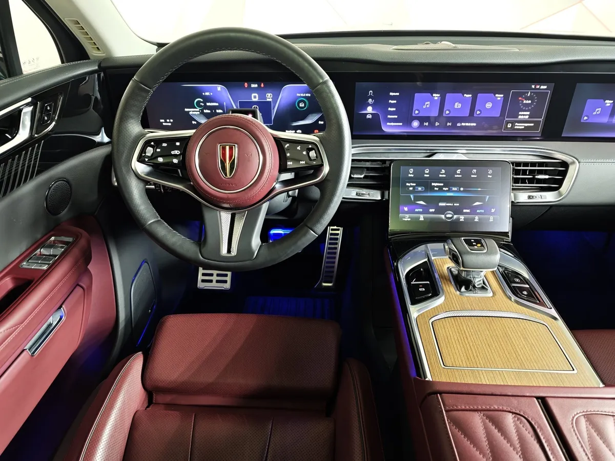 Hongqi E-HS9 AT 4WD (551 л.с.) 6 мест Делюкс Черный в АВИЛОН. Слайд №19