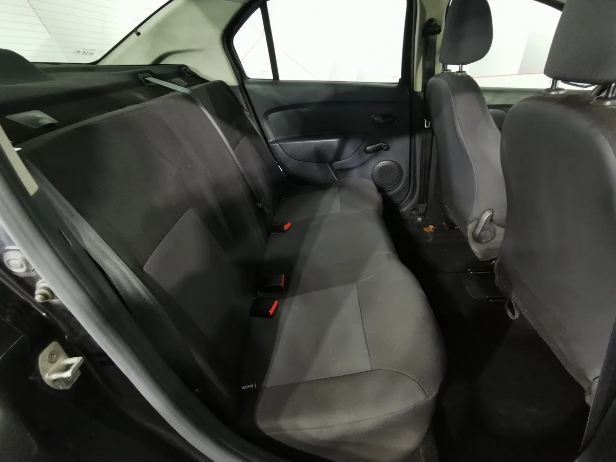 Renault Logan 1.6 MT (82 л.с.) Черный в АВИЛОН. Слайд №15