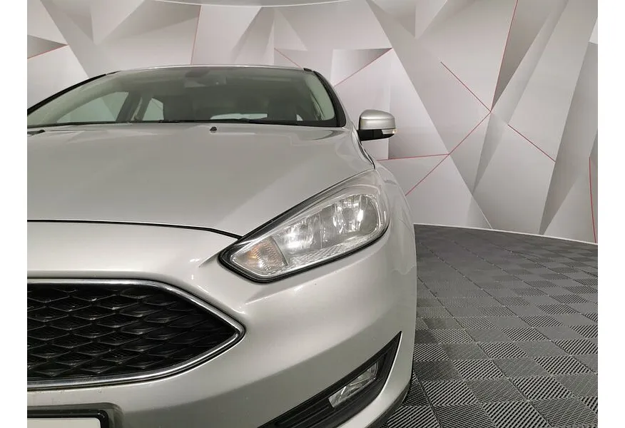 Ford Focus 1.6 Ti-VCT PowerShift (105 л.с.) SYNC Edition Серебристый в АВИЛОН. Слайд №10