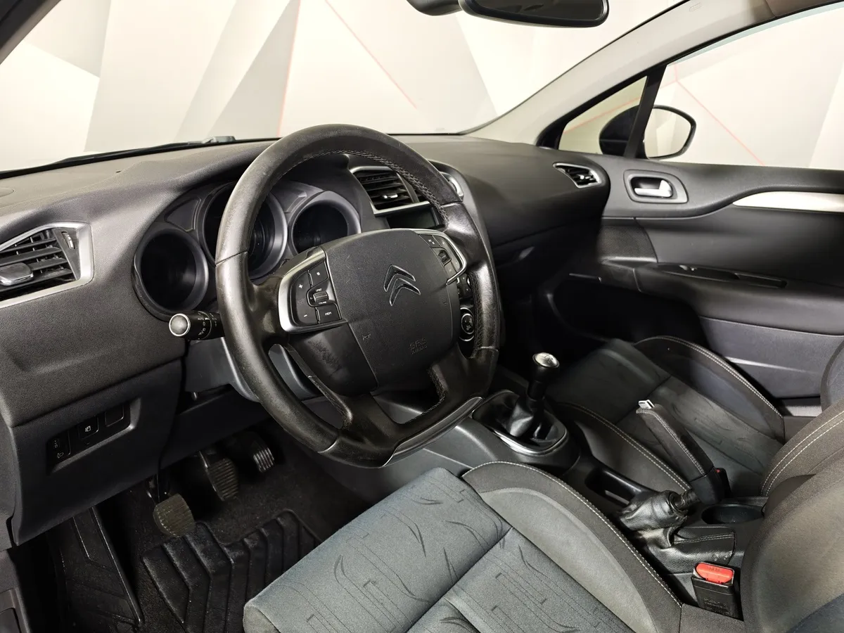 Citroen C4 1.6 VTi MT (120 л.с.) Черный в АВИЛОН. Слайд №19