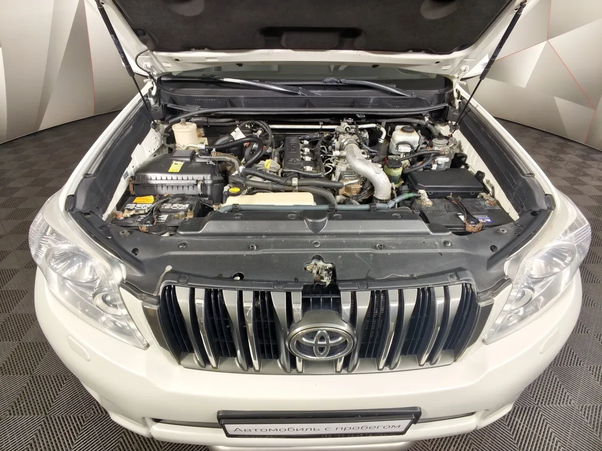 Toyota Land Cruiser Prado 3.0 D AT 4WD (173 л.с.) Белый в АВИЛОН. Слайд №11