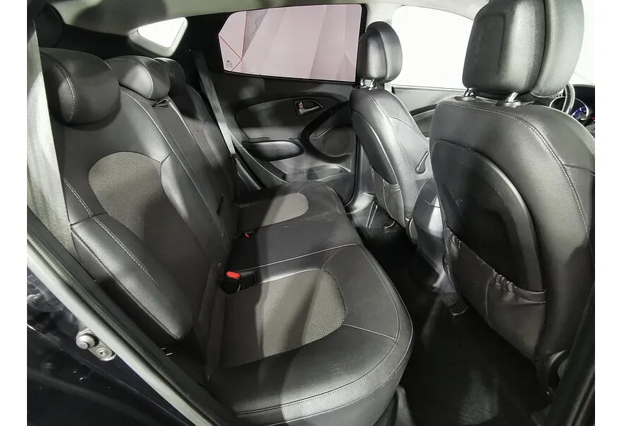 АВИЛОН - Hyundai ix35 2.0 CRDi AT 4WD (184 л.с.) Comfort Черный - slide 10