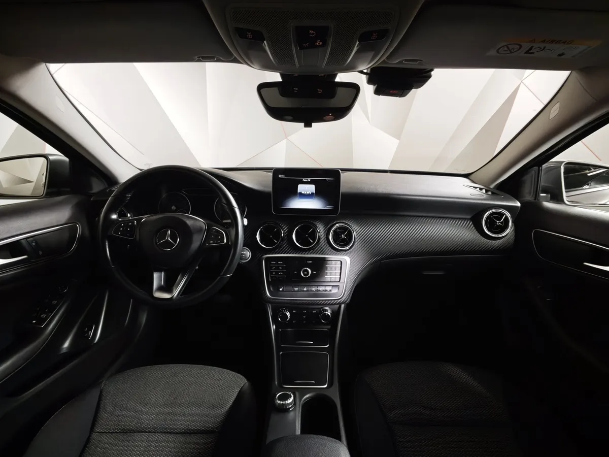 Mercedes-Benz GLA 200 7G-DCT (150 л.с.) Особая серия Серый в АВИЛОН. Слайд №12