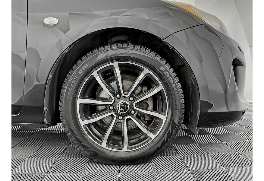 Mazda 3 1.6 AT (105 л.с.) Черный в АВИЛОН. Слайд №9