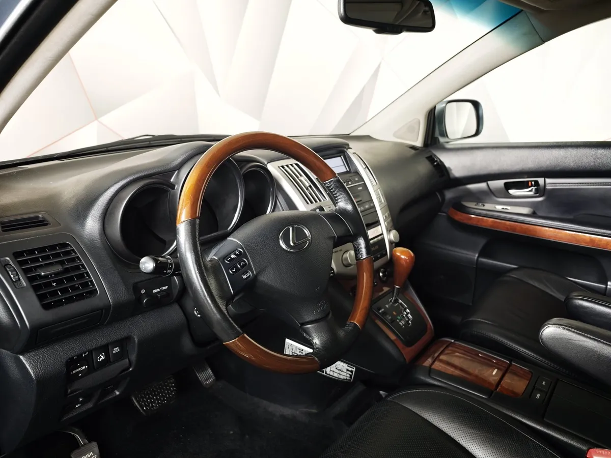 Lexus RX 350 AT AWD (300 л.с.) Premium Голубой в АВИЛОН. Слайд №18
