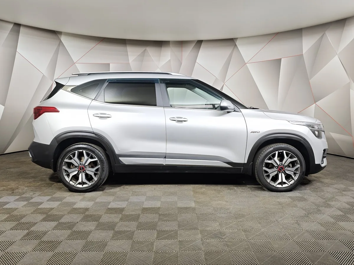 Kia Seltos 1.6 MPI AT 4WD (121 л.с.) Luxe Серый в АВИЛОН. Слайд №6