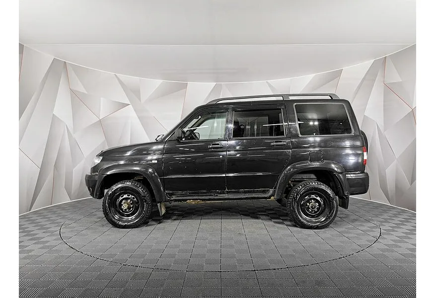 УАЗ Patriot 2.7 MT 4WD (128 л.с.) Черный в АВИЛОН. Слайд №5