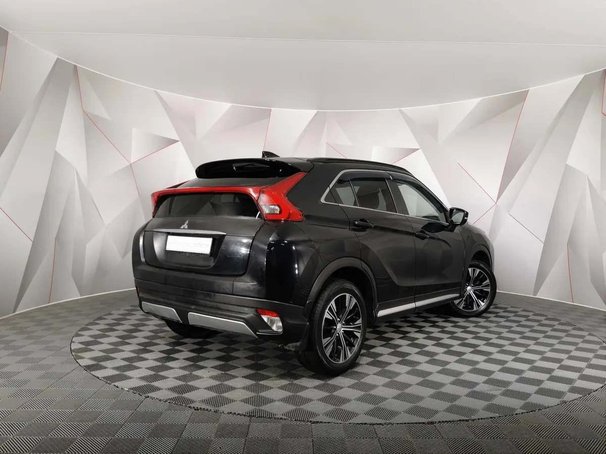 Mitsubishi Eclipse Cross 1.5 CVT (150 л.с.) Instyle Черный в АВИЛОН. Слайд №2