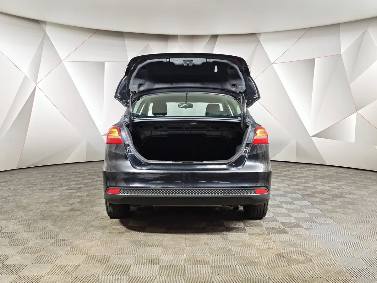 Ford Focus 1.6 Ti-VCT PowerShift (125 л.с.) Trend Черный в АВИЛОН. Слайд №12