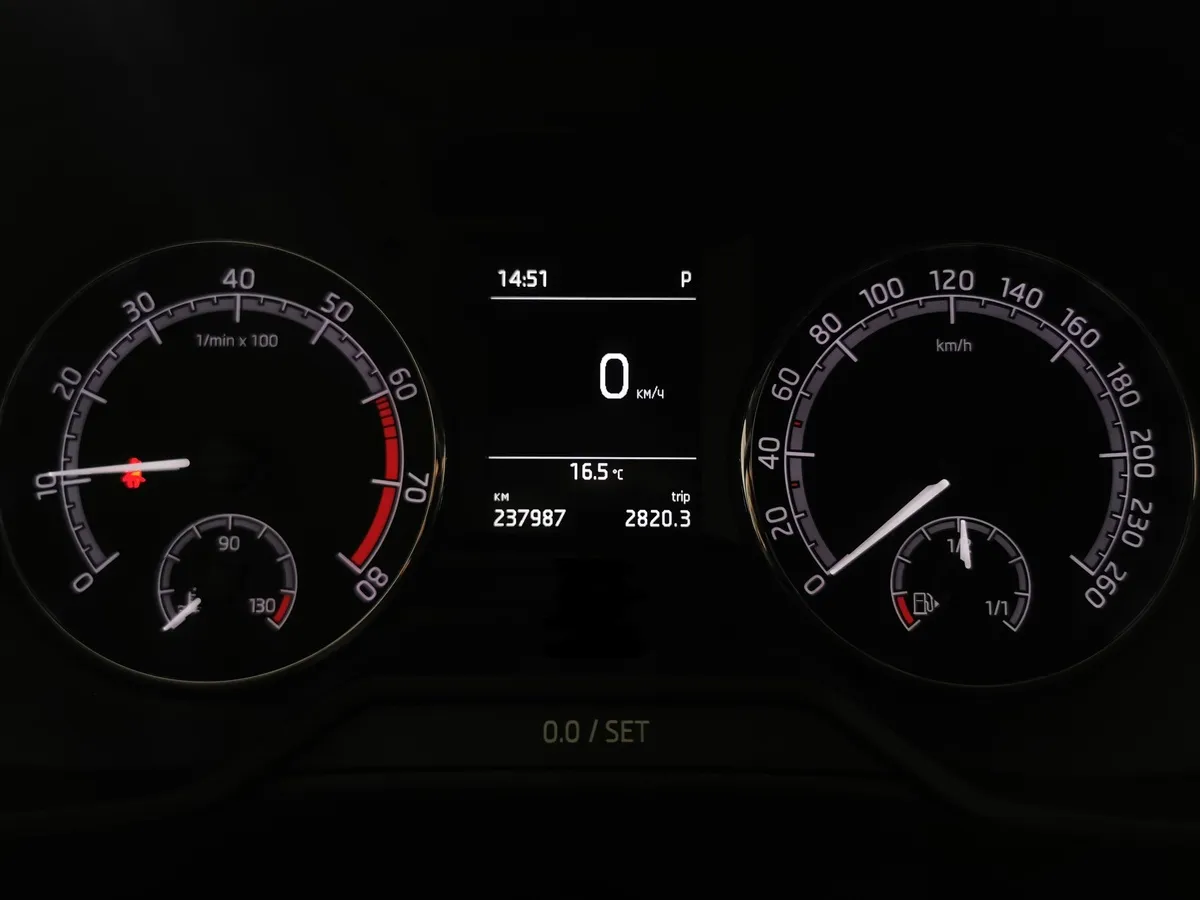 Skoda Octavia 1.6 AT (110 л.с.) Белый в АВИЛОН. Слайд №16