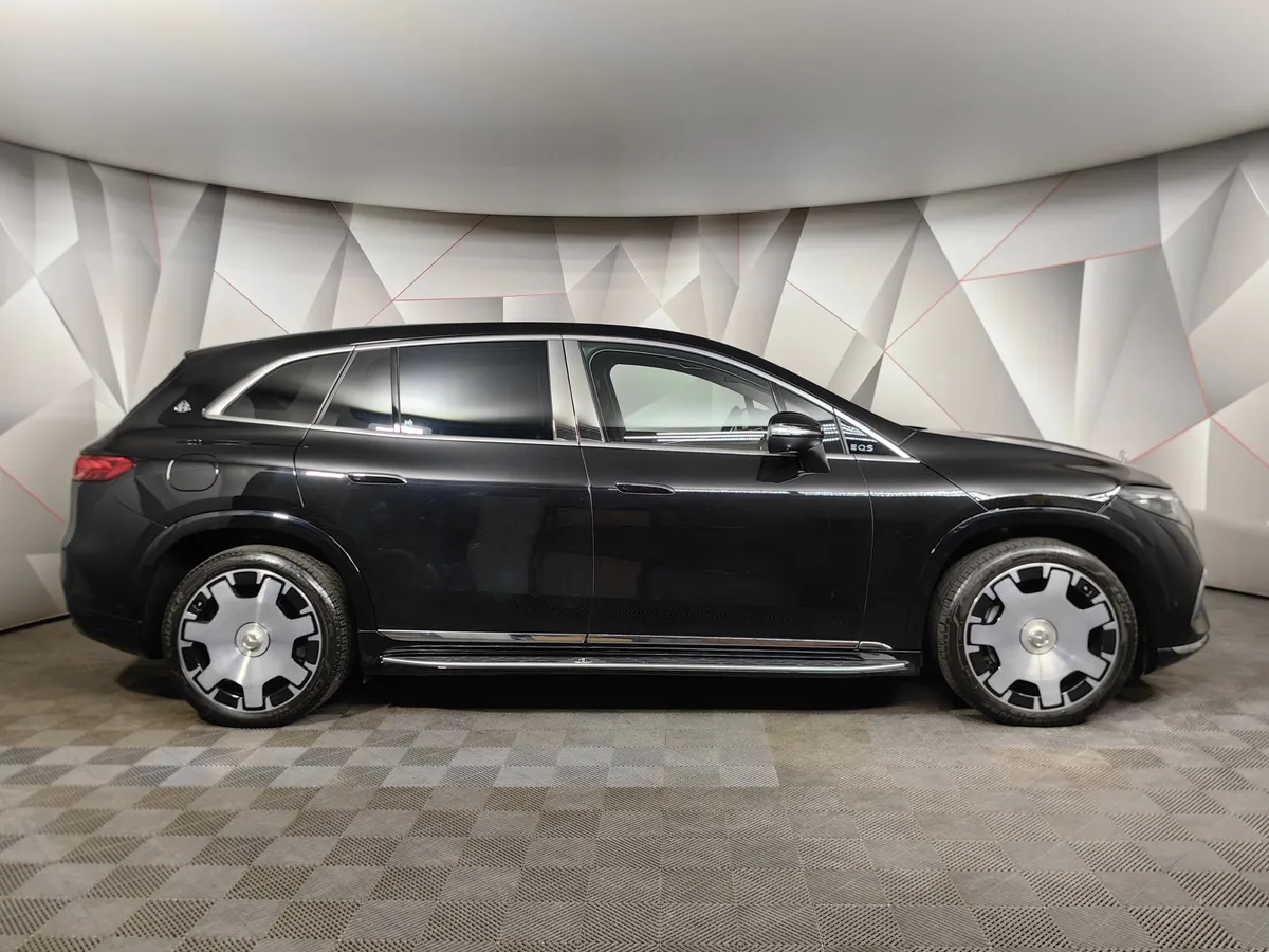 Mercedes-Benz Maybach EQS SUV 680 AT AWD (251 л.с.) Черный в АВИЛОН. Слайд №6