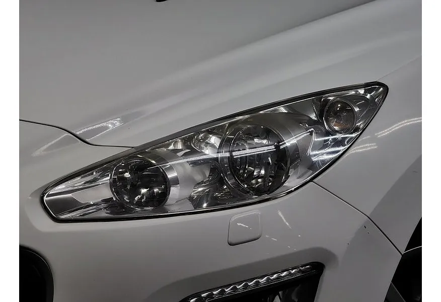 Peugeot 308 1.6 VTi AT (120 л.с.) Белый в АВИЛОН. Слайд №10