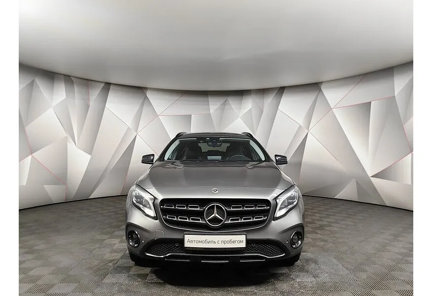 Mercedes-Benz GLA 200 7G-DCT (150 л.с.) Особая серия Серый в АВИЛОН. Слайд №7