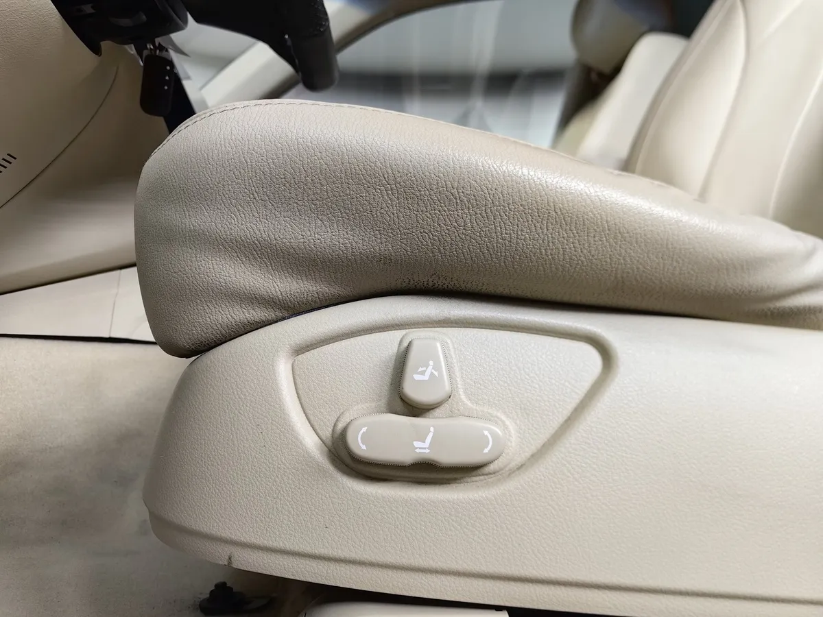 SsangYong Rexton 2.7 Xdi T-Tronic 4WD (165 л.с.) Черный в АВИЛОН. Слайд №22