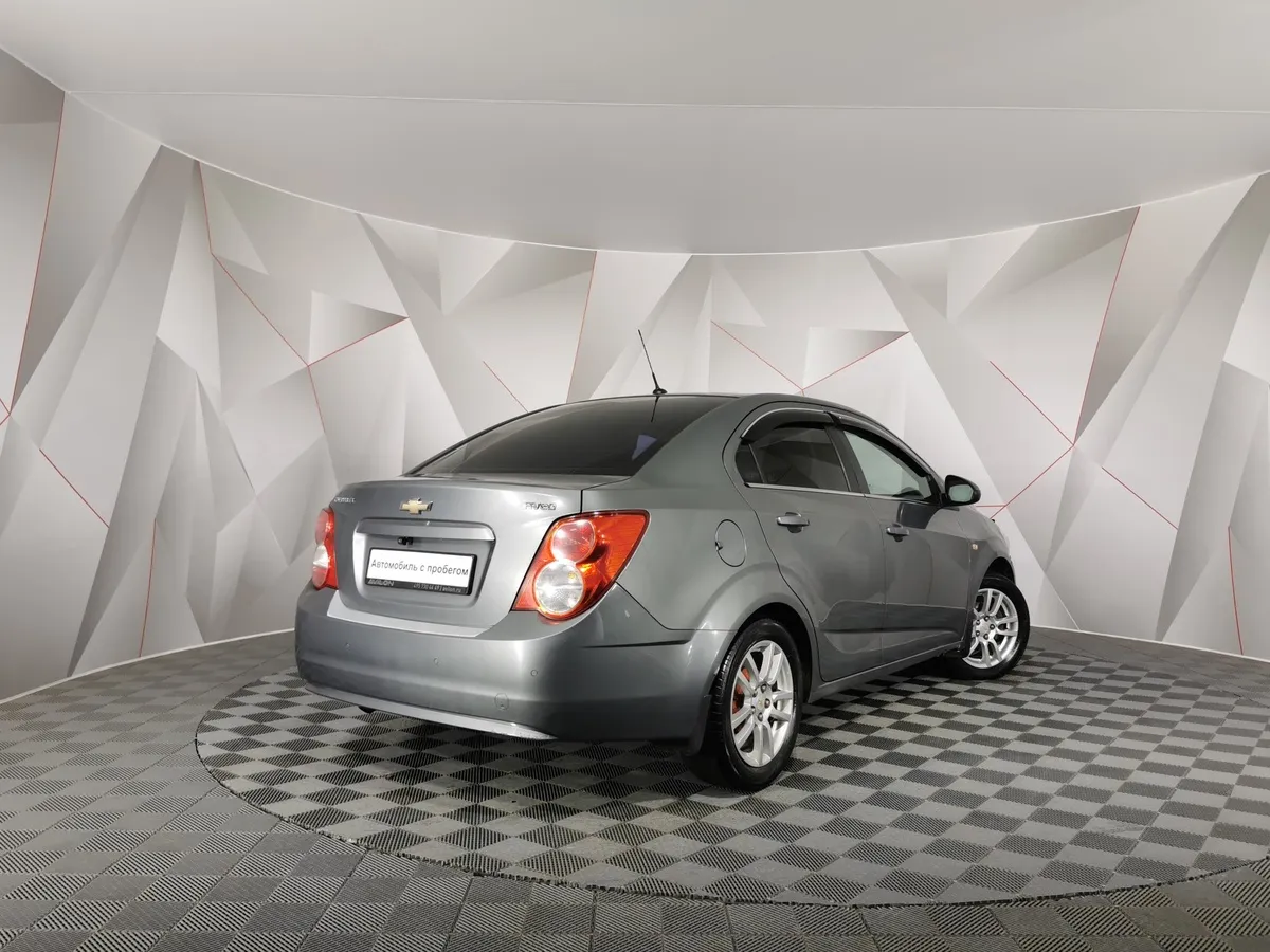 Chevrolet Aveo 1.6 AT (115 л.с.) Серый в АВИЛОН. Слайд №2