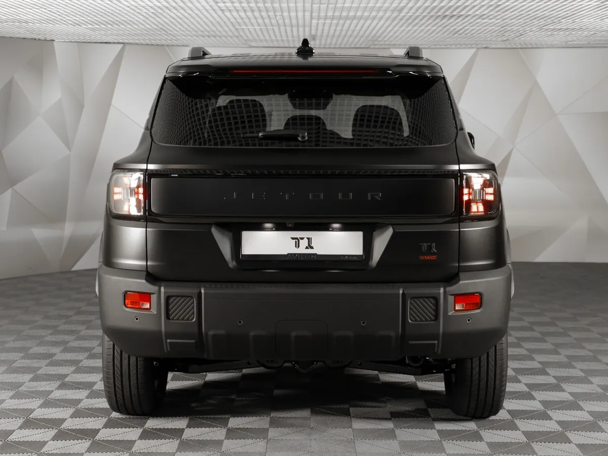 JETOUR T1 2.0T AT 4WD (245 л.с.) Лимитированная серия Черный в АВИЛОН. Слайд №3