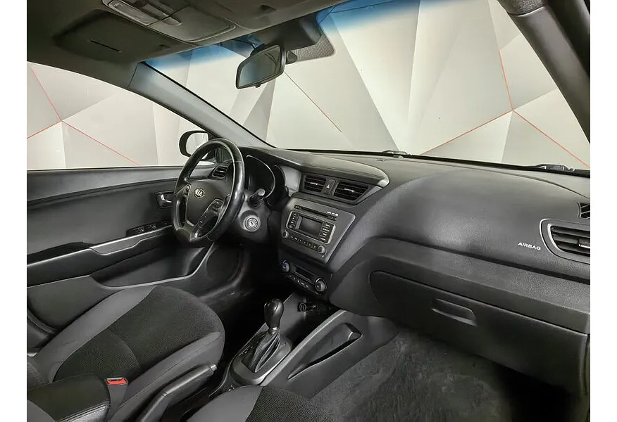Kia Rio 1.6 AT (123 л.с.) Черный в АВИЛОН. Слайд №12