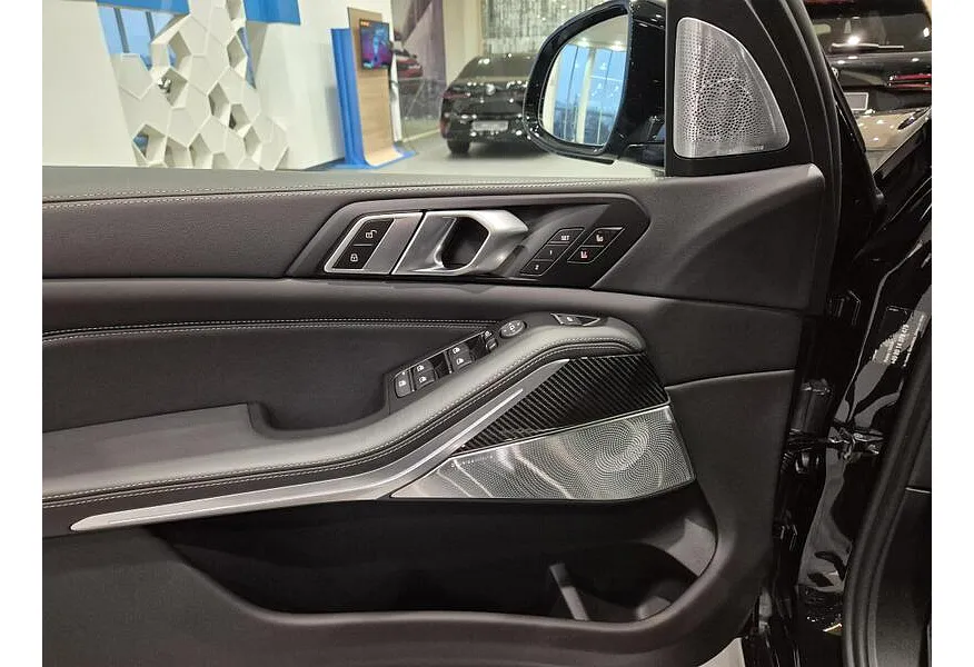 BMW X5 xDrive40d Steptronic (352 л.с.) Черный в АВИЛОН. Слайд №15