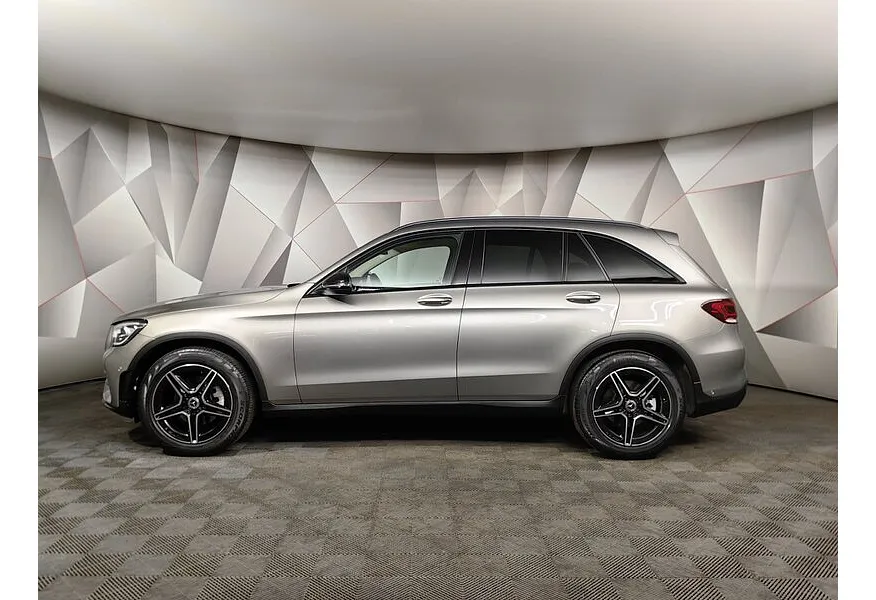 Mercedes-Benz GLC 300 9G-TRONIC 4MATIC (249 л.с.) Sport Plus Серый в АВИЛОН. Слайд №5