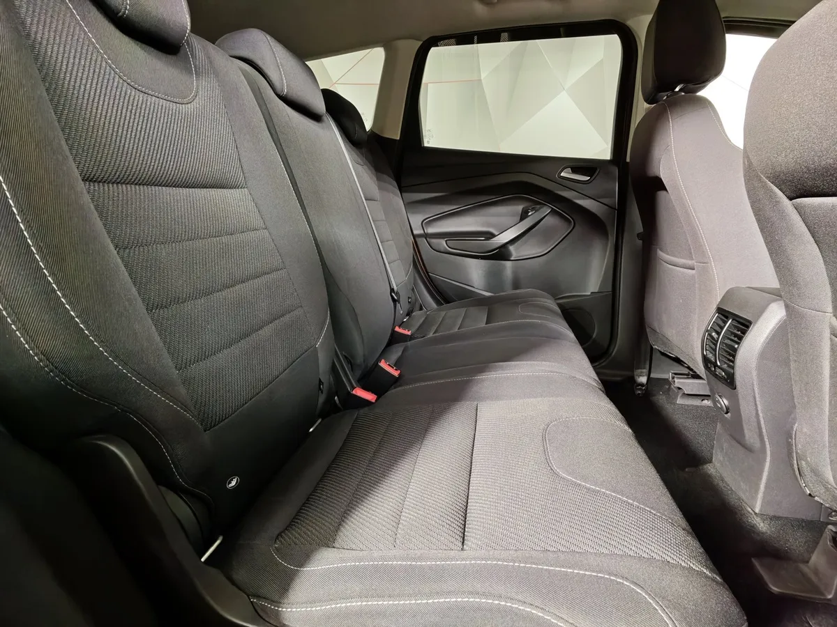 Ford Kuga 1.5 EcoBoost AT AWD (150 л.с.) Trend Plus Коричневый в АВИЛОН. Слайд №15