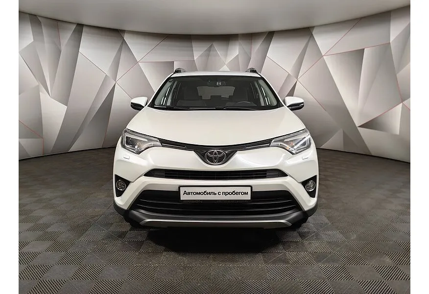 Toyota RAV4 2.2 TD AT (150 л.с.) Белый в АВИЛОН. Слайд №7