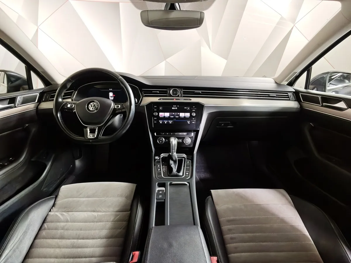 Volkswagen Passat 1.8 TSI BlueMotion DSG (180 л.с.) Highline Серый в АВИЛОН. Слайд №14