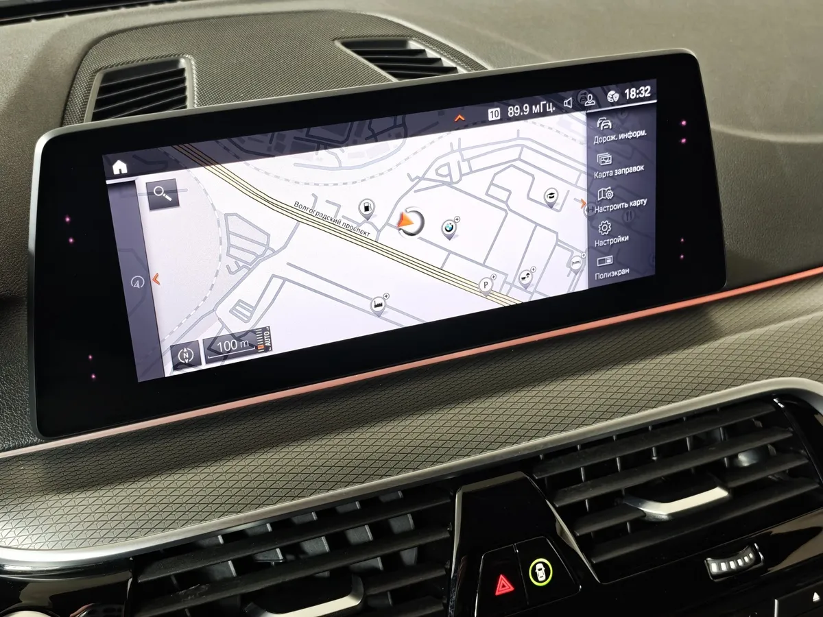 BMW 5 серия M550d xDrive Steptronic (400 л.с.) Черный в АВИЛОН. Слайд №17