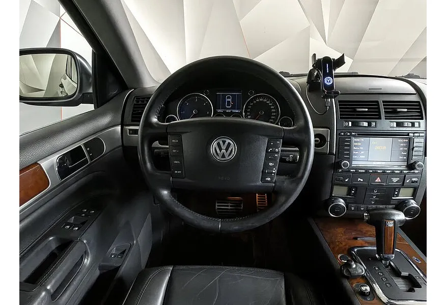 Volkswagen Touareg 5.0 TDI Tiptronic (313 л.с.) Серый в АВИЛОН. Слайд №19