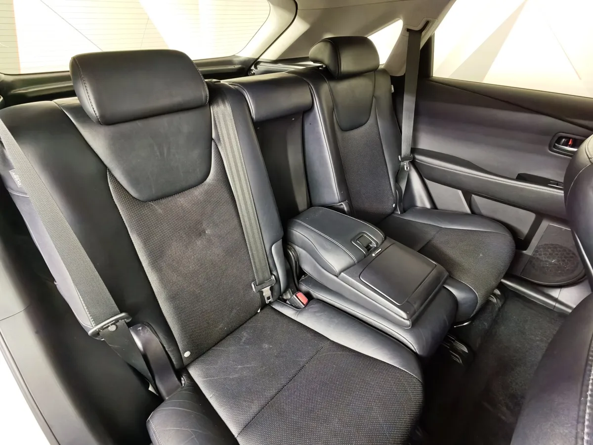 Lexus RX 270 AT (188 л.с.) Белый в АВИЛОН. Слайд №16