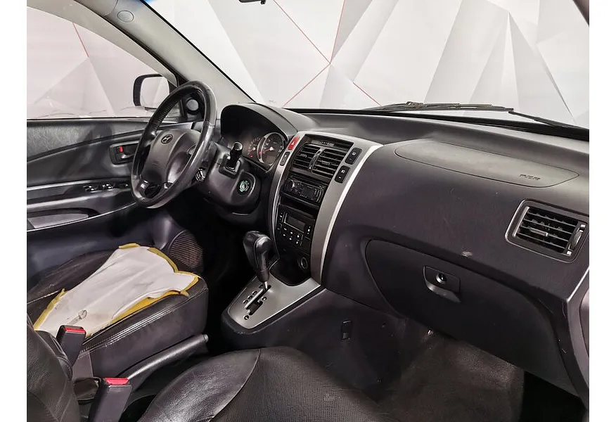 Hyundai Tucson 2.7 AT 4WD (175 л.с.) Черный в АВИЛОН. Слайд №13
