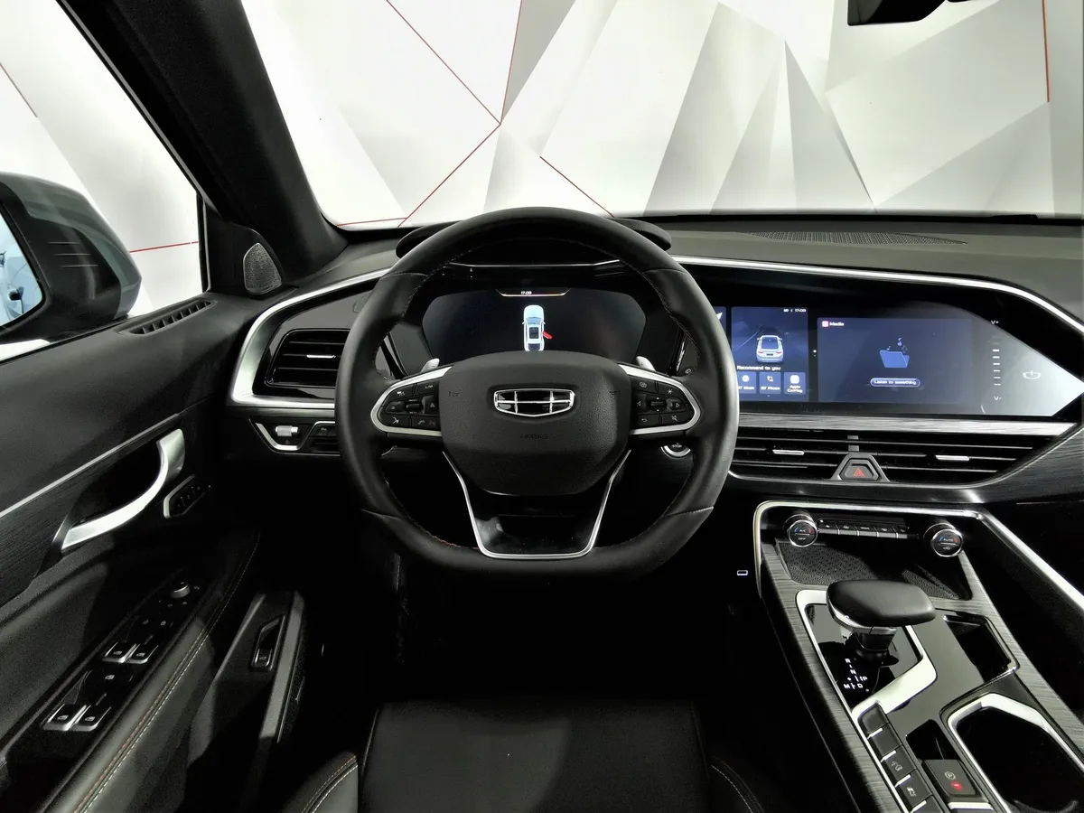 Geely Tugella 2.0 AT AWD (238 л.с.) Flagship Серый в АВИЛОН. Слайд №19