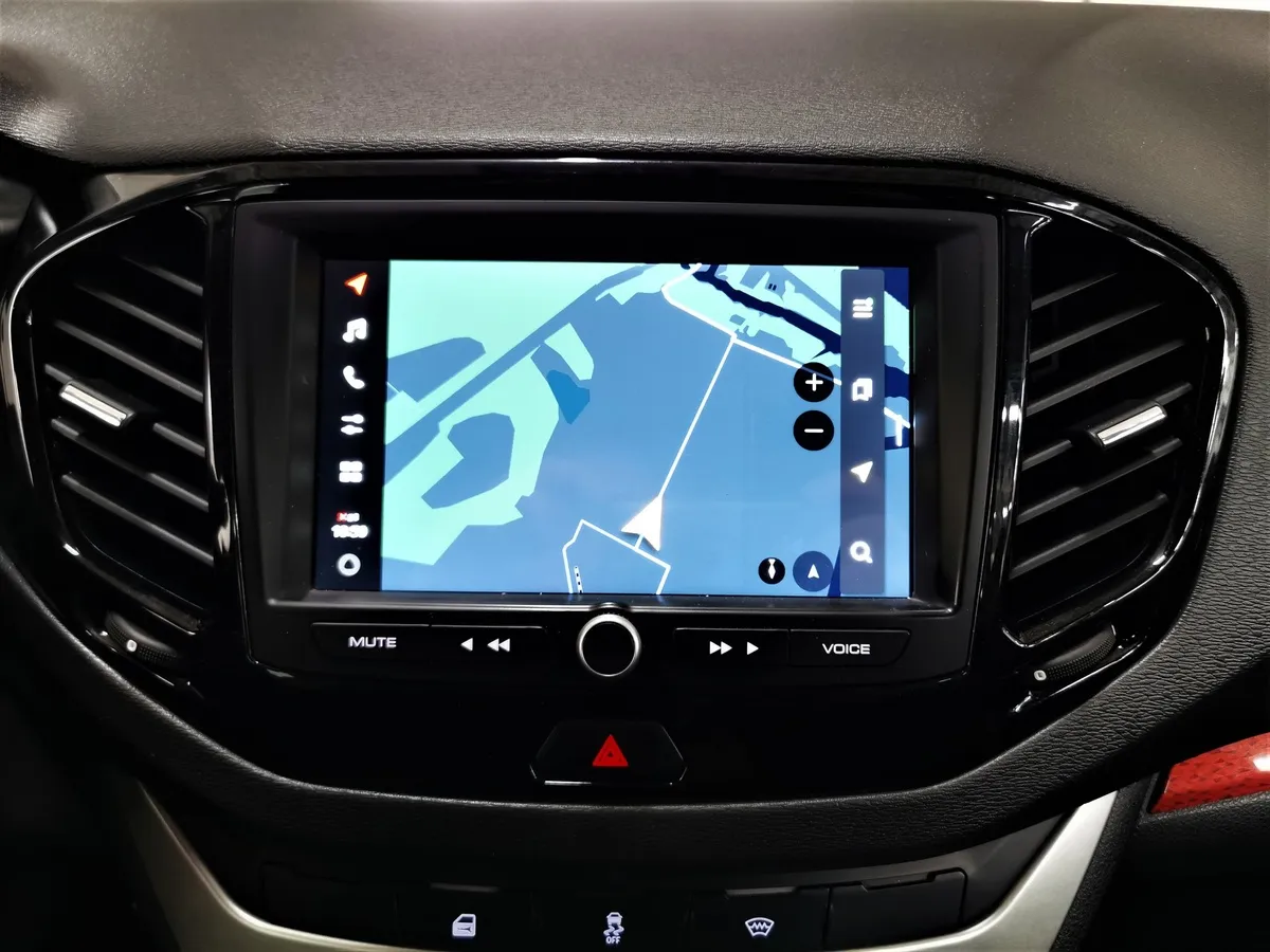 ВАЗ (Lada) Vesta 1.8 MT (122 л.с.) Оранжевый в АВИЛОН. Слайд №20