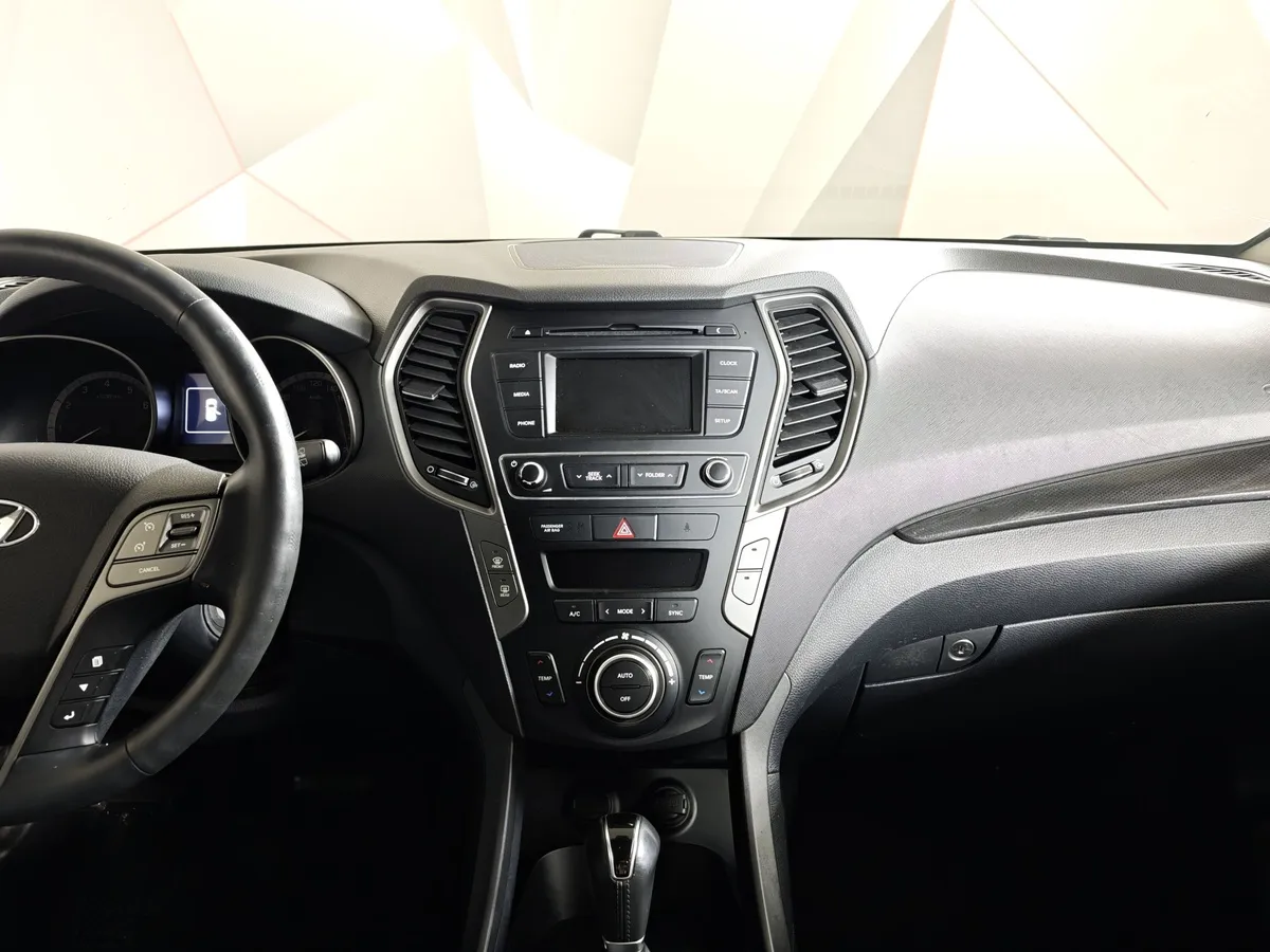 Hyundai Santa Fe 2.4 AT 4WD (175 л.с.) Comfort Коричневый в АВИЛОН. Слайд №15