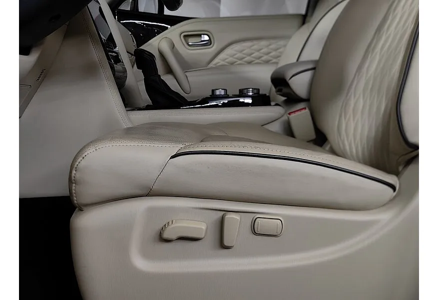 Infiniti QX80 5.6 АТ AWD (405 л.с.) Белый в АВИЛОН. Слайд №23