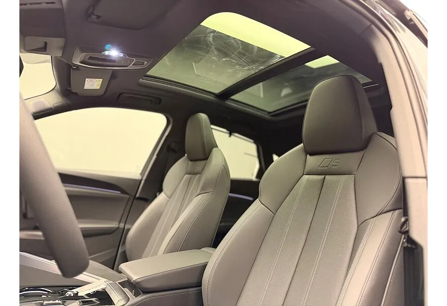 Audi Q5 Sportback 2.0 TFSI S tronic quattro (272 л.с.) Черный в АВИЛОН. Слайд №9