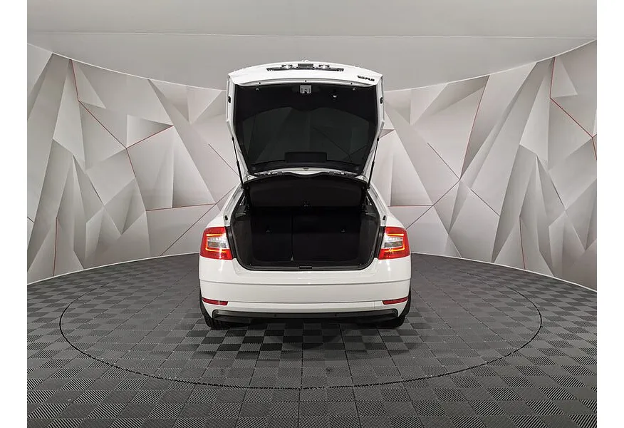 АВИЛОН - Skoda Octavia 1.4 TSI DSG (150 л.с.) Ambition Белый - slide 9