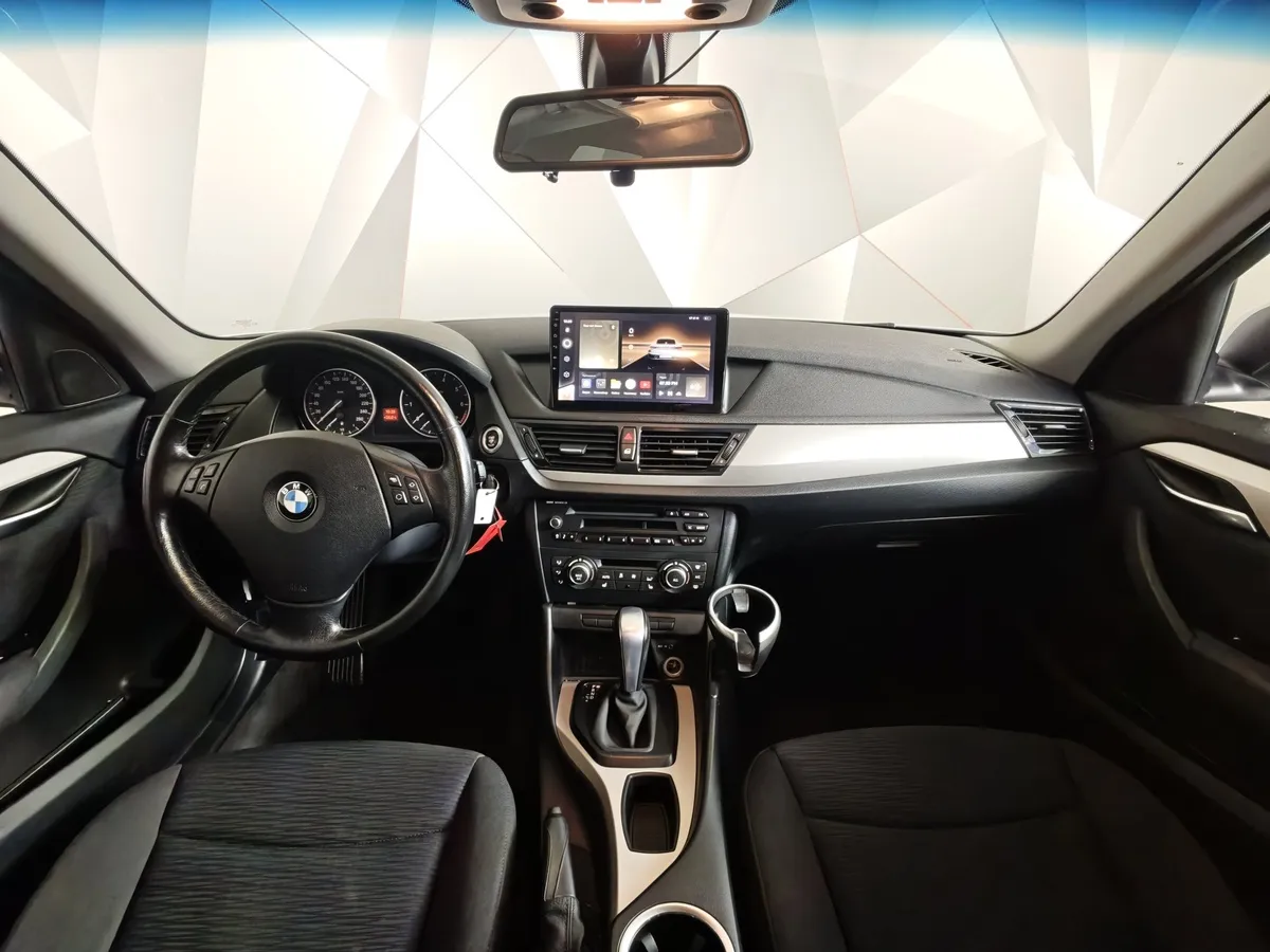 BMW X1 sDrive18i AT (150 л.с.) Белый в АВИЛОН. Слайд №11