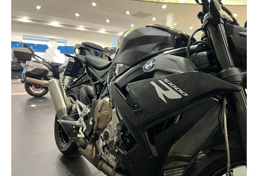 BMW Motorrad S 1000 R S 1000 R 999 см³ (160) 999 Черный в АВИЛОН. Слайд №14