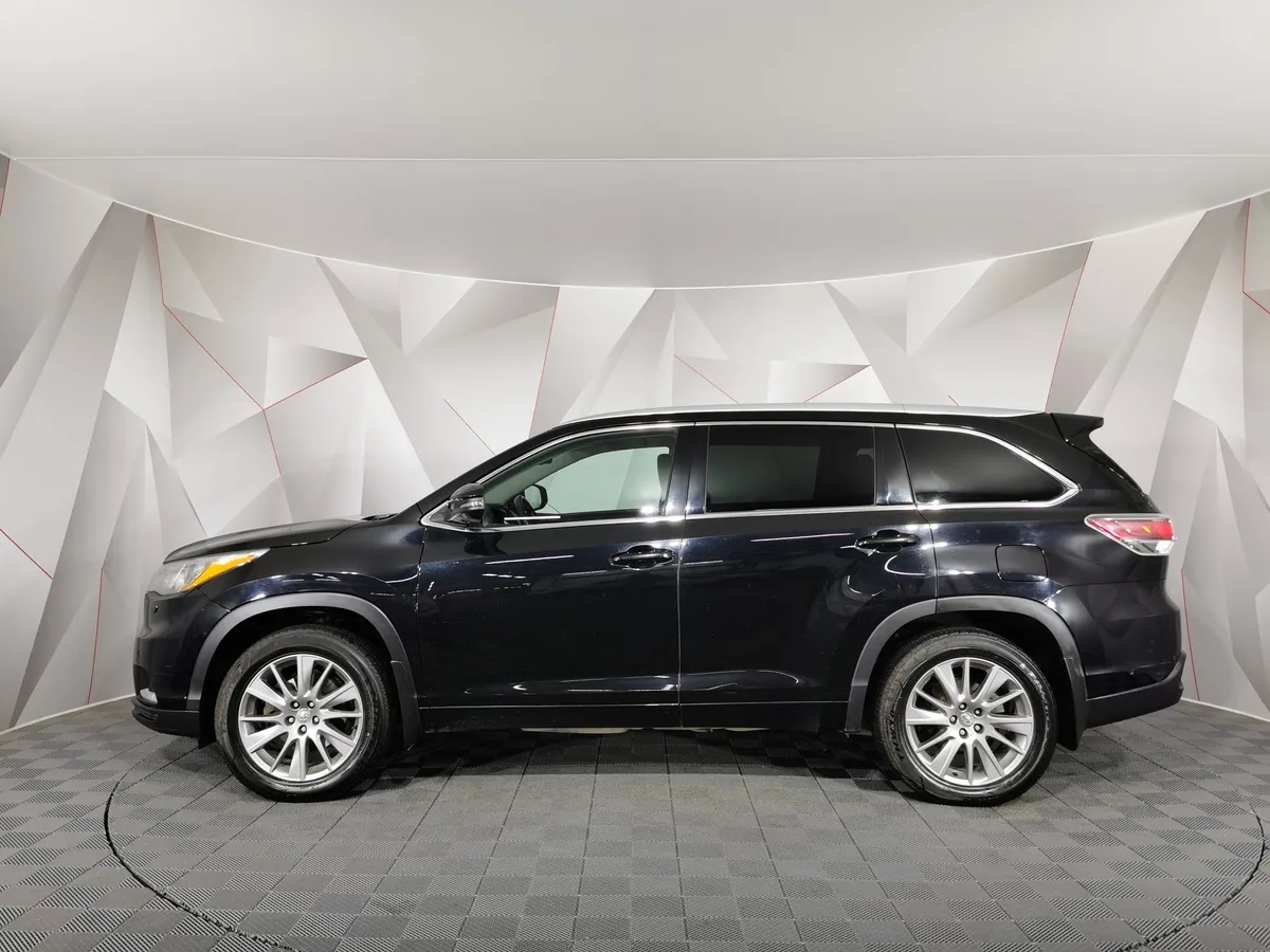 Toyota Highlander 3.5 AT AWD (249 л.с.) Престиж Черный в АВИЛОН. Слайд №5