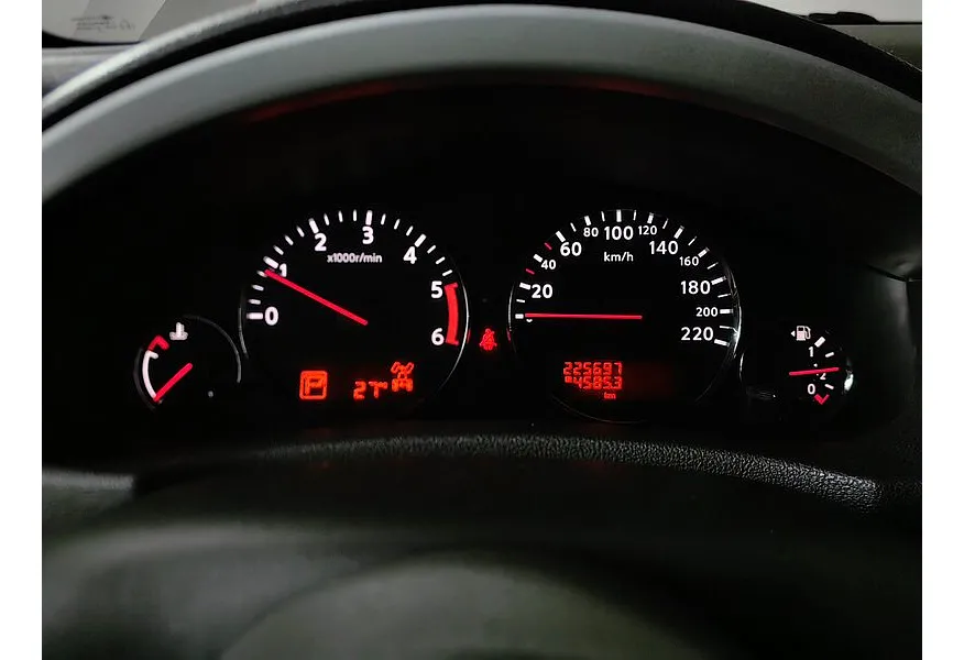 АВИЛОН - Nissan Pathfinder 2.5 dCi Turbo AT AWD (190 л.с.) Черный - slide 17